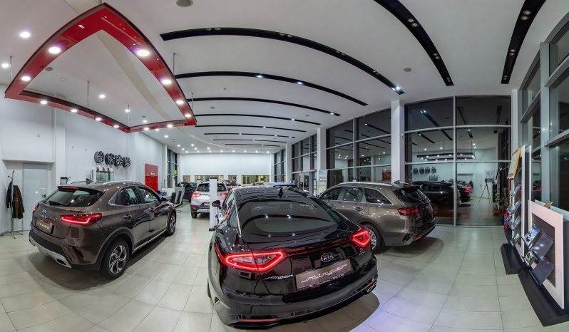 KIA showroom full